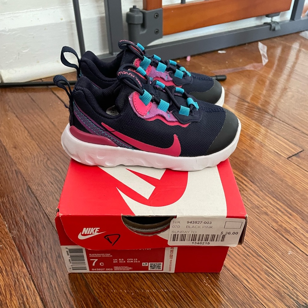 Nike baby/toddler sneakers